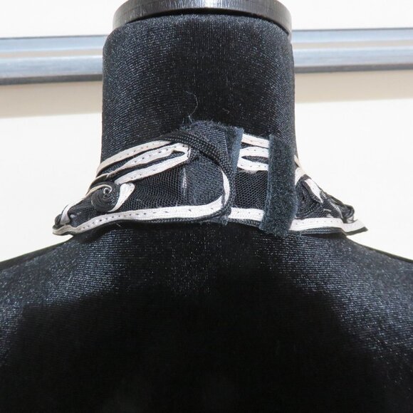 SPADE HALTER TASSLE BRA TOP 36 B CUP BLACK, WHITE, SILVER & MESH INDONESIA MADE - Picture 13 of 13